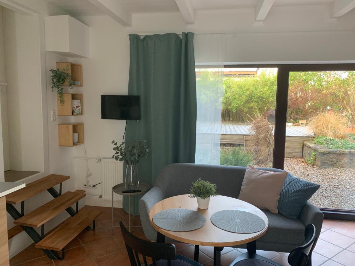Schone Wohnung Mit Eigenem Eingang Und Gartenblick Lüneburg Exterior foto