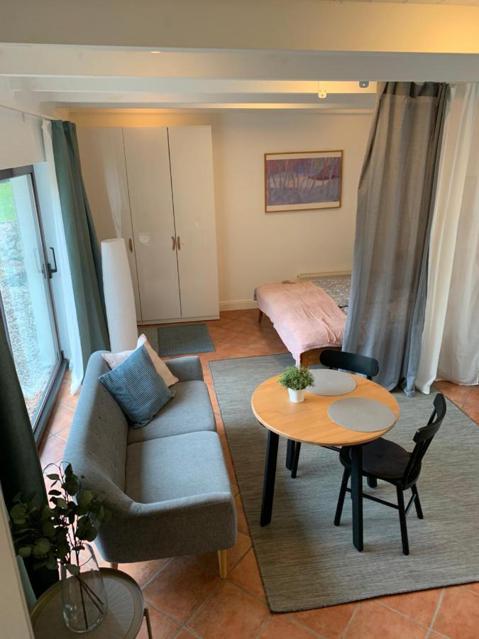 Schone Wohnung Mit Eigenem Eingang Und Gartenblick Lüneburg Exterior foto