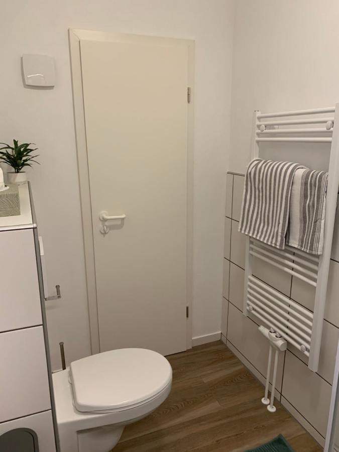 Schone Wohnung Mit Eigenem Eingang Und Gartenblick Lüneburg Exterior foto